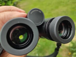 GPO Passion HD 10x42 Review Focussing and Dioptre Adjustment