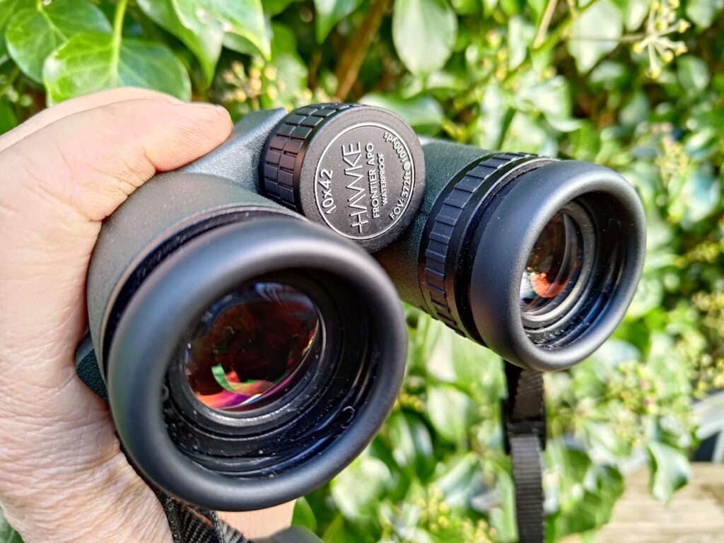 Focussing and Eyepiece Adjustment on the Hawke Frontier APO Binocular