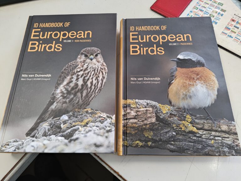 ID Handbook of European Birds by Nils van Duivendijk